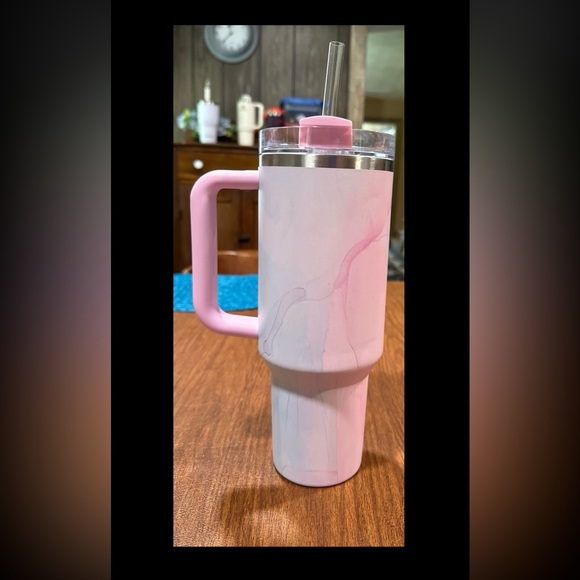 stanley 40 oz quencher Tumbler - Picture 2 of 9